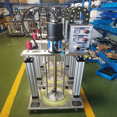 80L 200L Air Powered ปั๊มอัดจารบีแบบลม Double Column